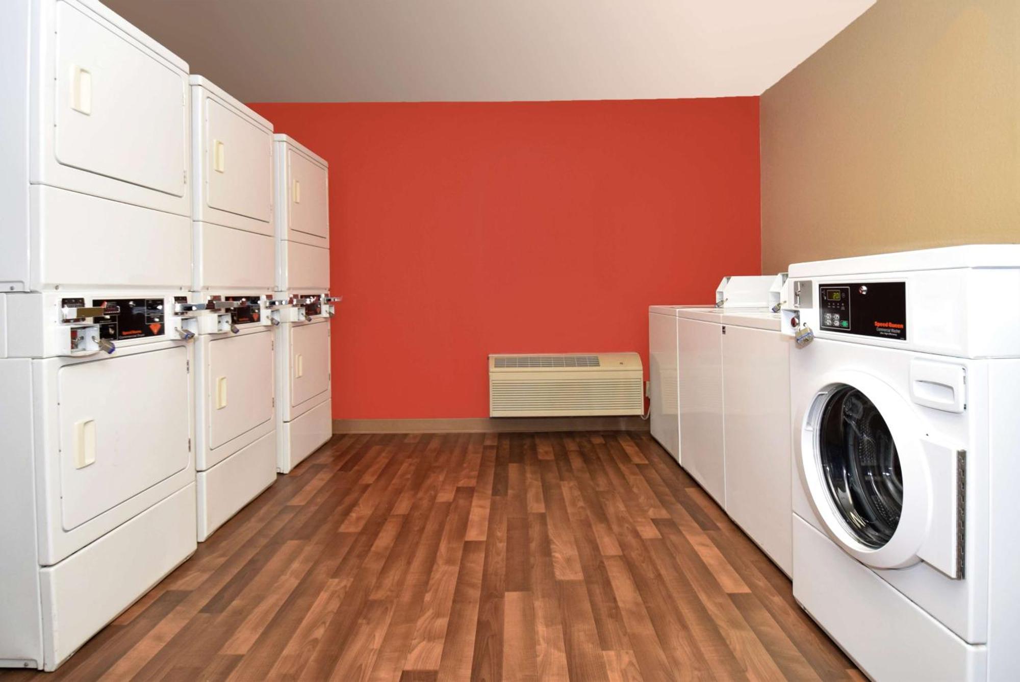 Extended Stay America Select Suites - Chicago - Westmont - Oak Brook Exteriér fotografie