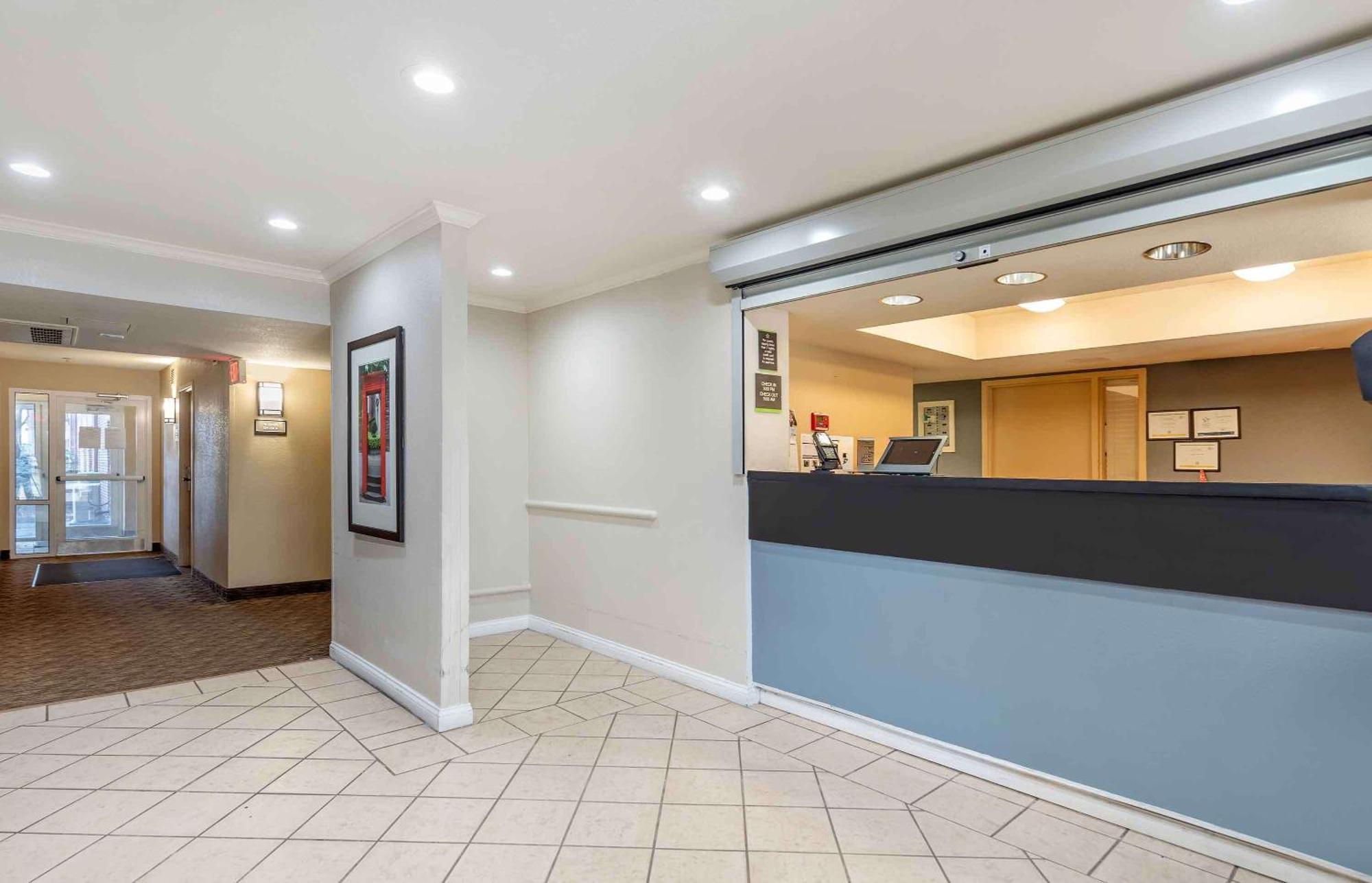 Extended Stay America Select Suites - Chicago - Westmont - Oak Brook Exteriér fotografie
