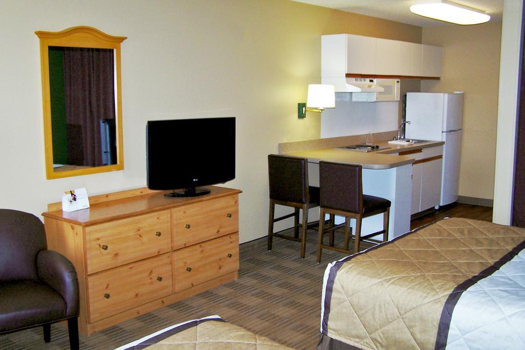 Extended Stay America Select Suites - Chicago - Westmont - Oak Brook Exteriér fotografie
