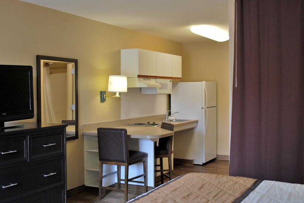 Extended Stay America Select Suites - Chicago - Westmont - Oak Brook Exteriér fotografie