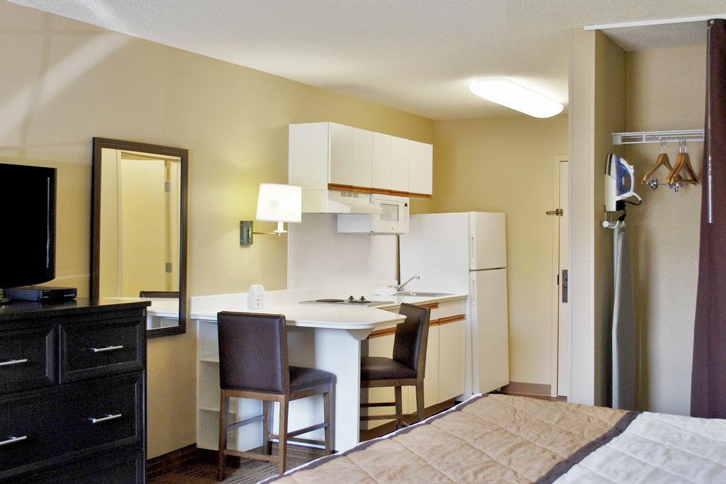 Extended Stay America Select Suites - Chicago - Westmont - Oak Brook Exteriér fotografie