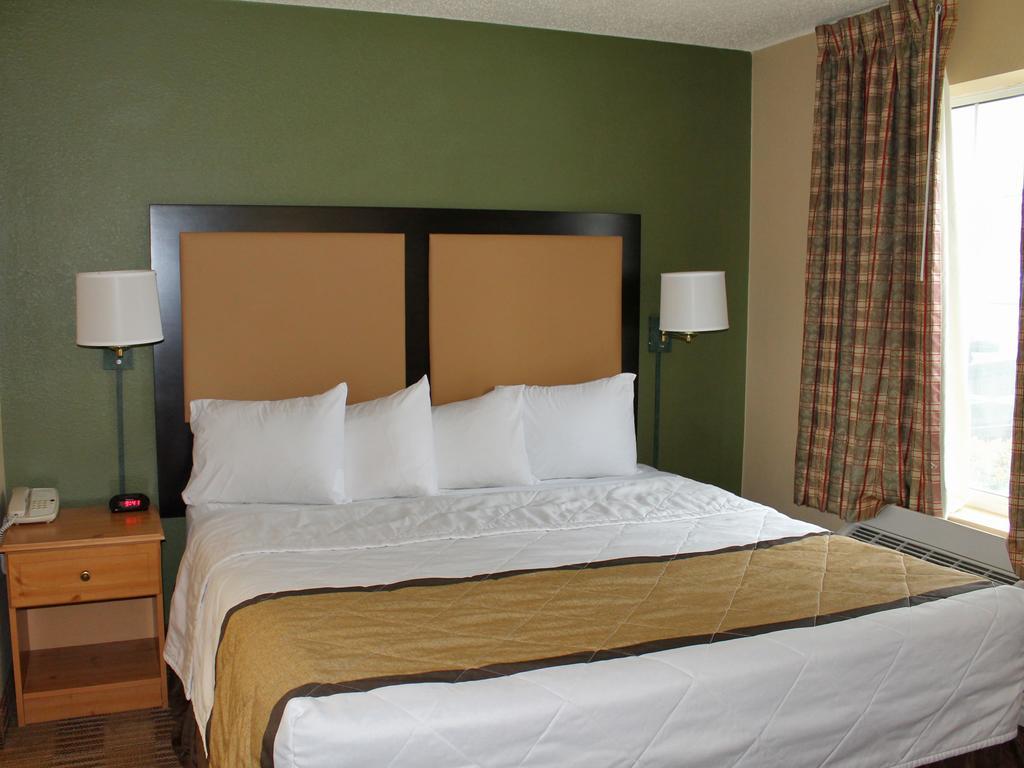 Extended Stay America Select Suites - Chicago - Westmont - Oak Brook Exteriér fotografie